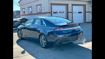 2017 Lincoln MKZ/Zephyr Select   - Photo 4 - Dodge City, KS 67801