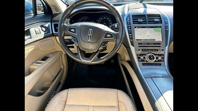 2017 Lincoln MKZ/Zephyr Select   - Photo 6 - Dodge City, KS 67801