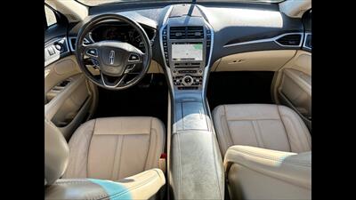 2017 Lincoln MKZ/Zephyr Select   - Photo 5 - Dodge City, KS 67801