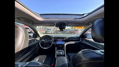 2021 Jeep Grand Cherokee L Limited   - Photo 6 - Dodge City, KS 67801