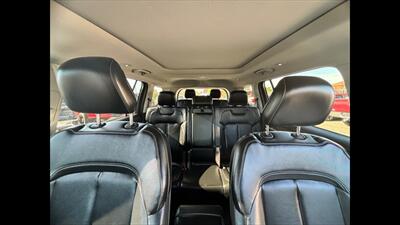 2021 Jeep Grand Cherokee L Limited   - Photo 9 - Dodge City, KS 67801