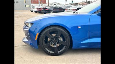 2016 Chevrolet Camaro LT   - Photo 6 - Dodge City, KS 67801