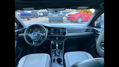 2019 Volkswagen Jetta 1.4T R-Line   - Photo 2 - Dodge City, KS 67801