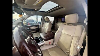 2014 RAM 1500 Laramie   - Photo 16 - Dodge City, KS 67801