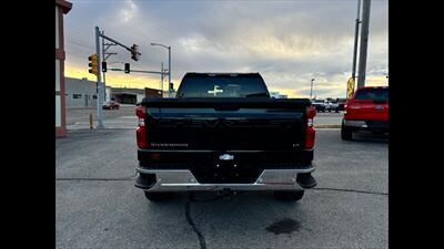 2019 Chevrolet Silverado 1500 LT   - Photo 4 - Dodge City, KS 67801