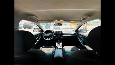 2018 Hyundai ELANTRA GT   - Photo 14 - Dodge City, KS 67801