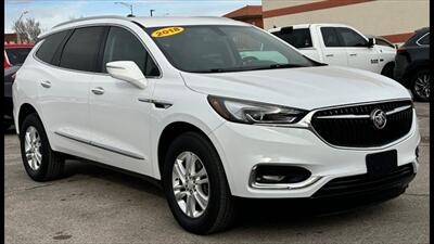 2018 Buick Enclave Essence   - Photo 2 - Dodge City, KS 67801