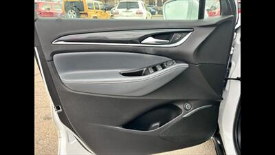 2018 Buick Enclave Essence   - Photo 18 - Dodge City, KS 67801