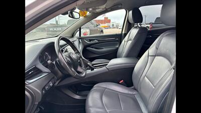 2018 Buick Enclave Essence   - Photo 11 - Dodge City, KS 67801