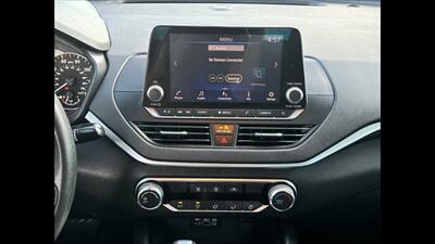 2019 Nissan Altima 2.5 S   - Photo 17 - Dodge City, KS 67801