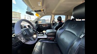 2010 Dodge Ram 1500 Laramie   - Photo 10 - Dodge City, KS 67801