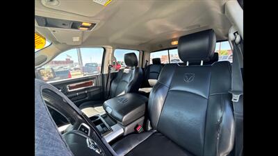 2010 Dodge Ram 1500 Laramie   - Photo 6 - Dodge City, KS 67801