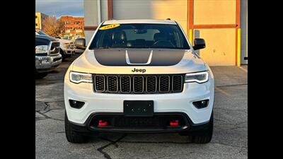 2018 Jeep Grand Cherokee Trailhawk   - Photo 1 - Dodge City, KS 67801