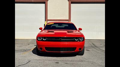 2019 Dodge Challenger SXT   - Photo 1 - Dodge City, KS 67801