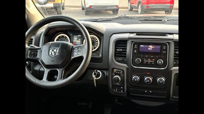 2016 RAM 1500 Express   - Photo 9 - Dodge City, KS 67801