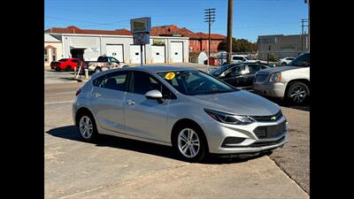 2018 Chevrolet Cruze LT Auto   - Photo 1 - Dodge City, KS 67801