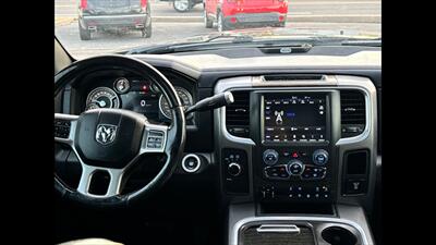 2018 RAM 2500 Laramie Limited   - Photo 11 - Dodge City, KS 67801
