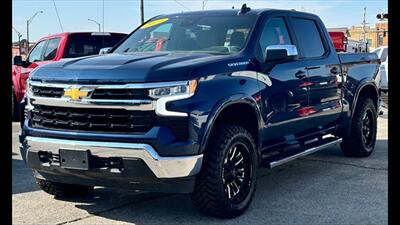 2023 Chevrolet Silverado 1500 LT   - Photo 2 - Dodge City, KS 67801