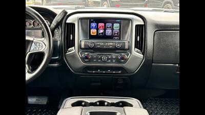 2017 Chevrolet Silverado 1500 LT   - Photo 11 - Dodge City, KS 67801