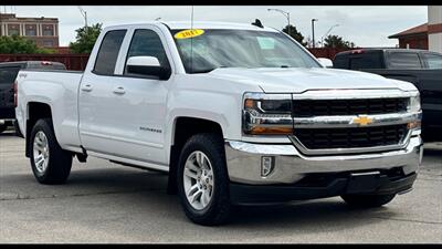 2017 Chevrolet Silverado 1500 LT   - Photo 3 - Dodge City, KS 67801