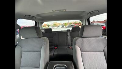 2017 Chevrolet Silverado 1500 LT   - Photo 10 - Dodge City, KS 67801