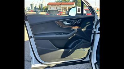 2018 Audi Q7 3.0T quattro Premium - Photo 20 - Dodge City, KS 67801