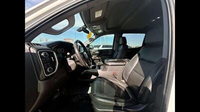 2020 Chevrolet Silverado 1500 LT Trail Boss - Photo 14 - Dodge City, KS 67801