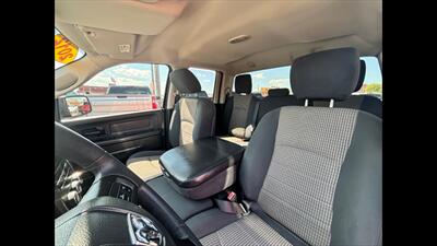 2012 RAM 1500 Express   - Photo 11 - Dodge City, KS 67801