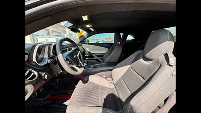 2015 Chevrolet Camaro LS   - Photo 7 - Dodge City, KS 67801