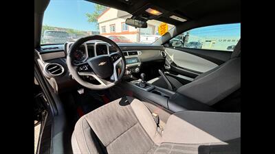 2015 Chevrolet Camaro LS   - Photo 6 - Dodge City, KS 67801