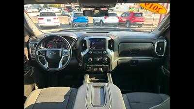 2019 Chevrolet Silverado 1500 RST - Photo 16 - Dodge City, KS 67801