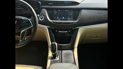 2017 Cadillac XT5 - Photo 17 - Dodge City, KS 67801