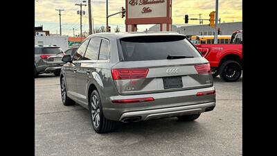 2017 Audi Q7 3.0T quattro Premium   - Photo 4 - Dodge City, KS 67801