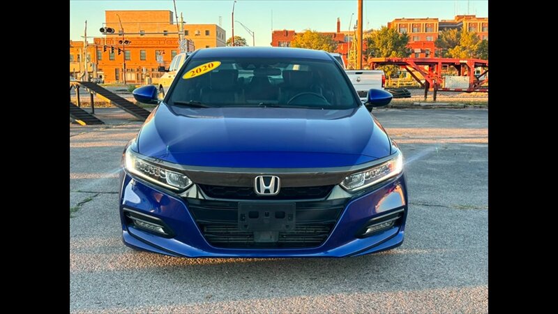 2020 Honda Accord Sport   - Photo 1 - Dodge City, KS 67801