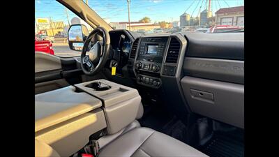 2018 Ford F-350 XL   - Photo 7 - Dodge City, KS 67801