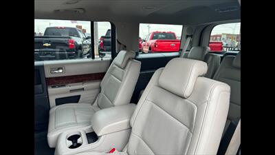 2010 Ford Flex Limited   - Photo 10 - Dodge City, KS 67801