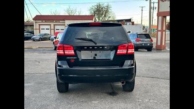 2015 Dodge Journey SE   - Photo 4 - Dodge City, KS 67801