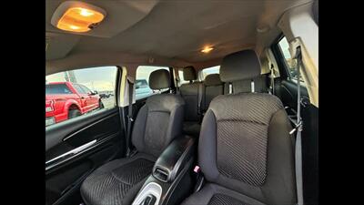 2015 Dodge Journey SE   - Photo 9 - Dodge City, KS 67801