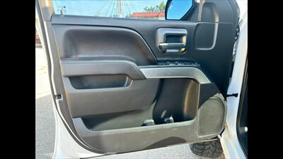2017 Chevrolet Silverado 1500 LT - Photo 14 - Dodge City, KS 67801