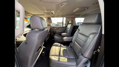 2019 GMC Yukon Denali   - Photo 6 - Dodge City, KS 67801