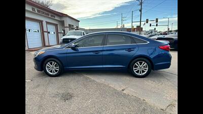 2016 Hyundai SONATA SE   - Photo 4 - Dodge City, KS 67801
