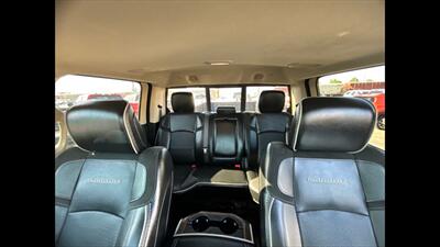 2022 RAM 3500 Laramie   - Photo 11 - Dodge City, KS 67801