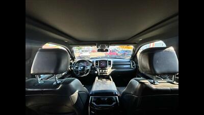 2019 RAM 1500 Laramie   - Photo 17 - Dodge City, KS 67801