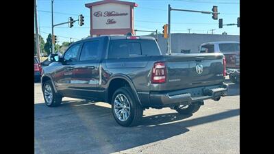 2019 RAM 1500 Laramie   - Photo 5 - Dodge City, KS 67801