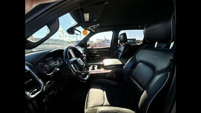 2019 RAM 1500 Laramie   - Photo 11 - Dodge City, KS 67801
