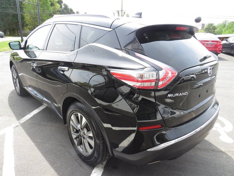 2018 Nissan Murano SV - Photo 6 - Hickory, NC 28601