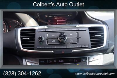 2015 Honda Accord Sport   - Photo 14 - Hickory, NC 28601