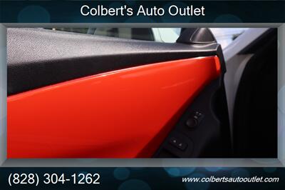 2015 Chevrolet Camaro SS   - Photo 16 - Hickory, NC 28601