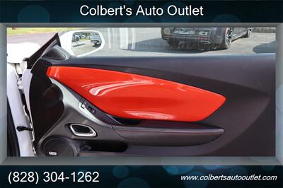 2015 Chevrolet Camaro SS   - Photo 37 - Hickory, NC 28601