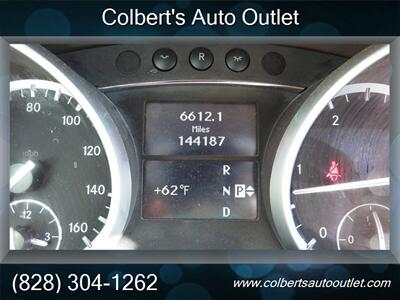 2012 Mercedes-Benz GL 350 BlueTEC AWD 4MATIC 4dr SUV - Photo 18 - Hickory, NC 28601